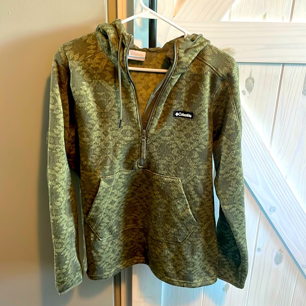 Columbia Pull Over